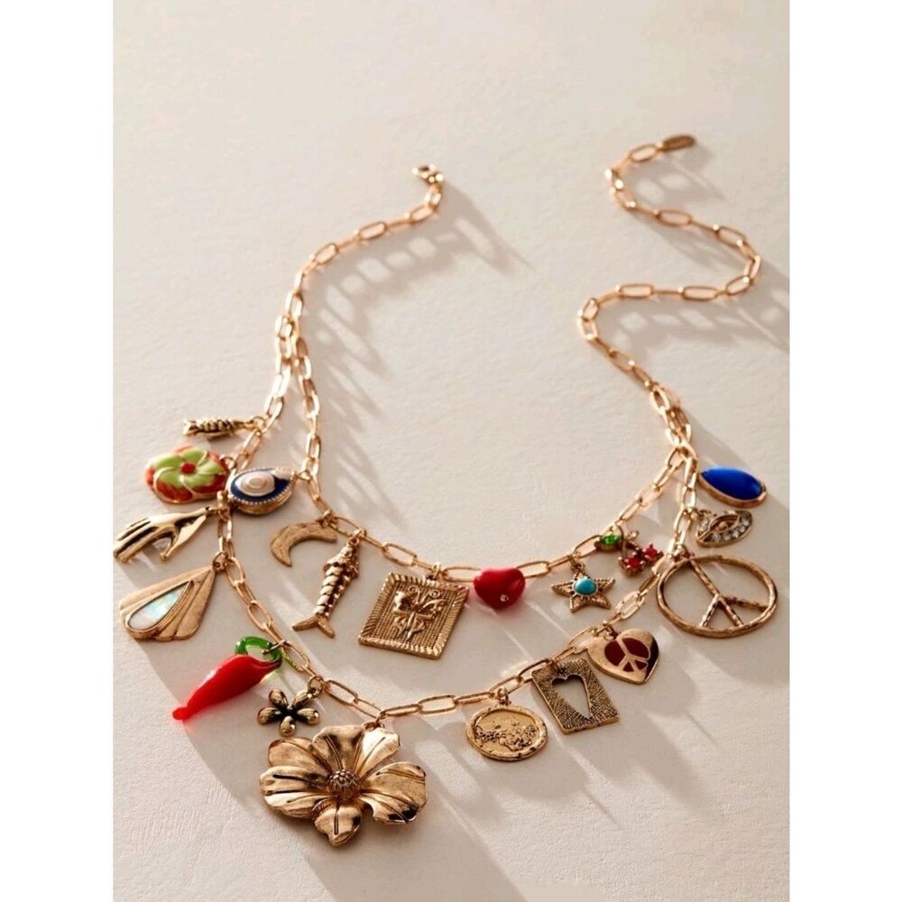Free People Maxamillion Charm Necklace Gold Tone Flower Power - Picture 2 of 10